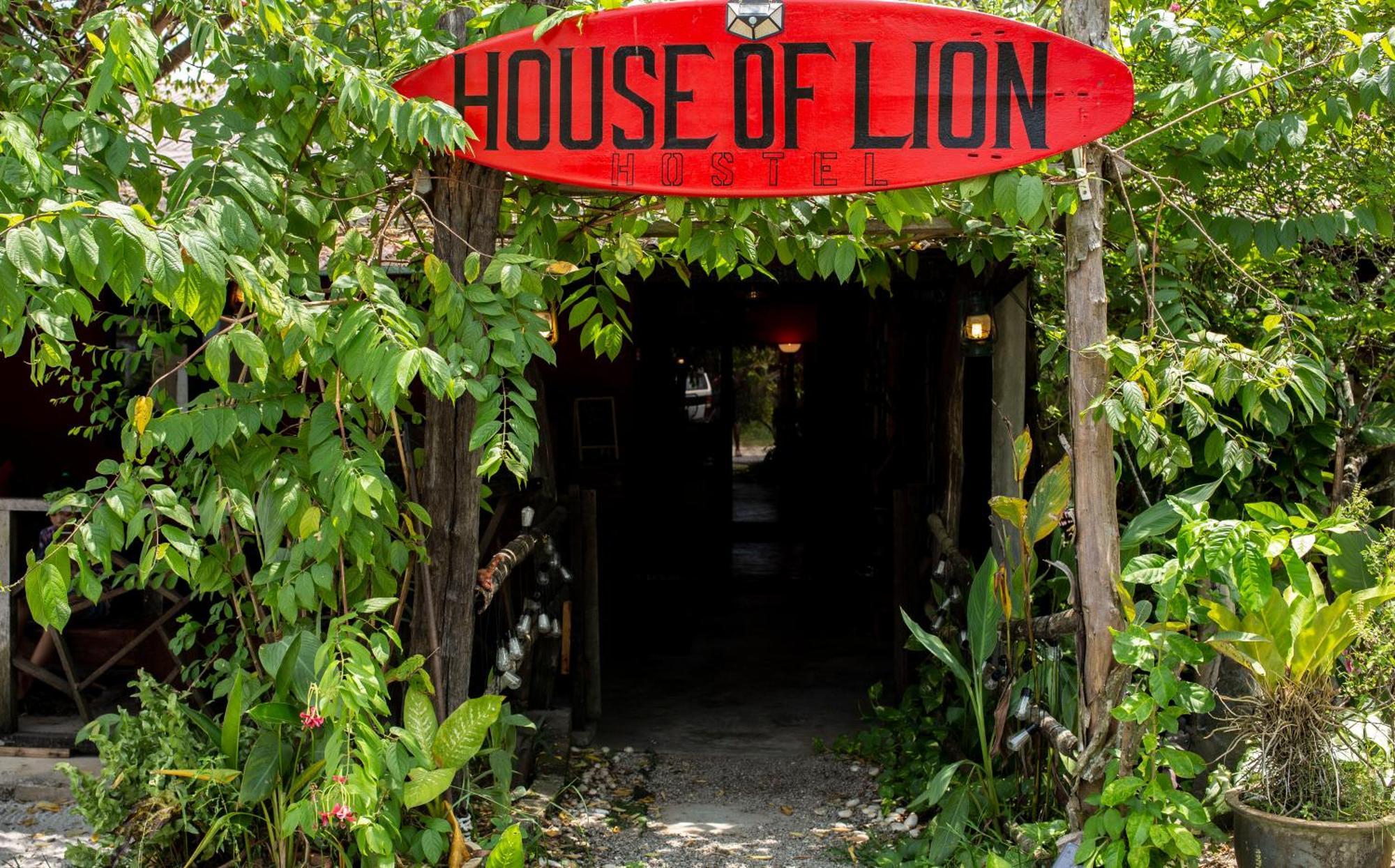 House Of Lion Hostel 판타이체낭 외부 사진